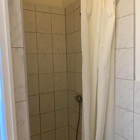 Sparrowl Apartment