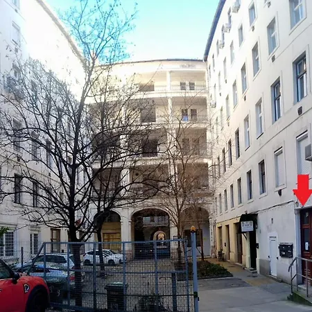 Apartment Sparrowl Budapest