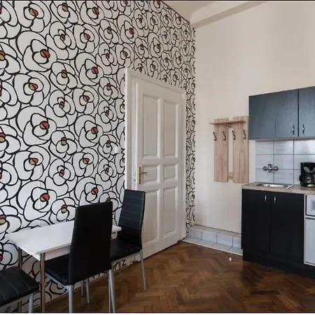Sparrowl Apartment