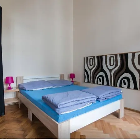 Sparrowl Apartment